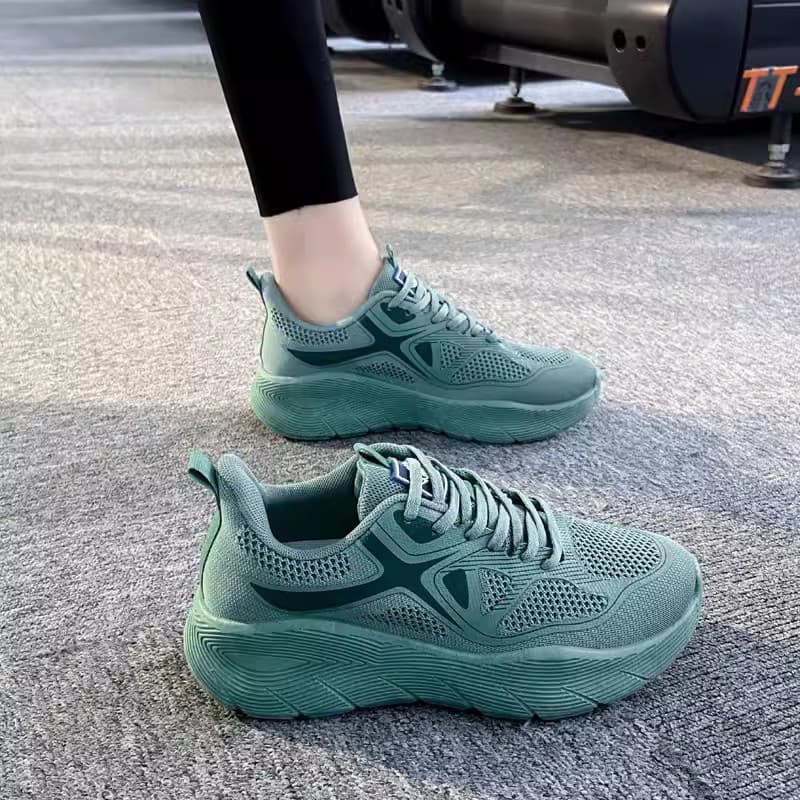 フィットネスシューズ ランニング エアフロー 軽快ランナー