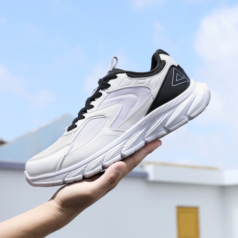 フィットネスシューズ ランニング エアフロー ランナー