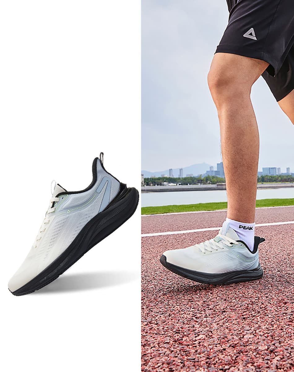 フィットネスシューズ ランニング 疾風極速ランニングシューズ