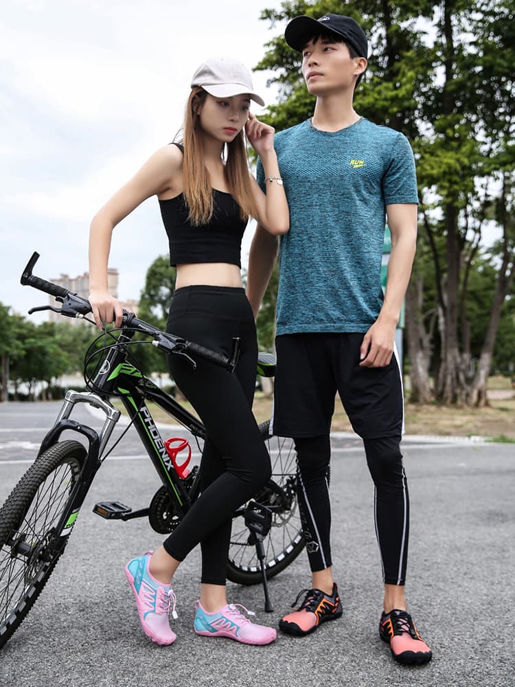 フィットネスシューズ ランニング 足指フィット軽量ランニングシューズ