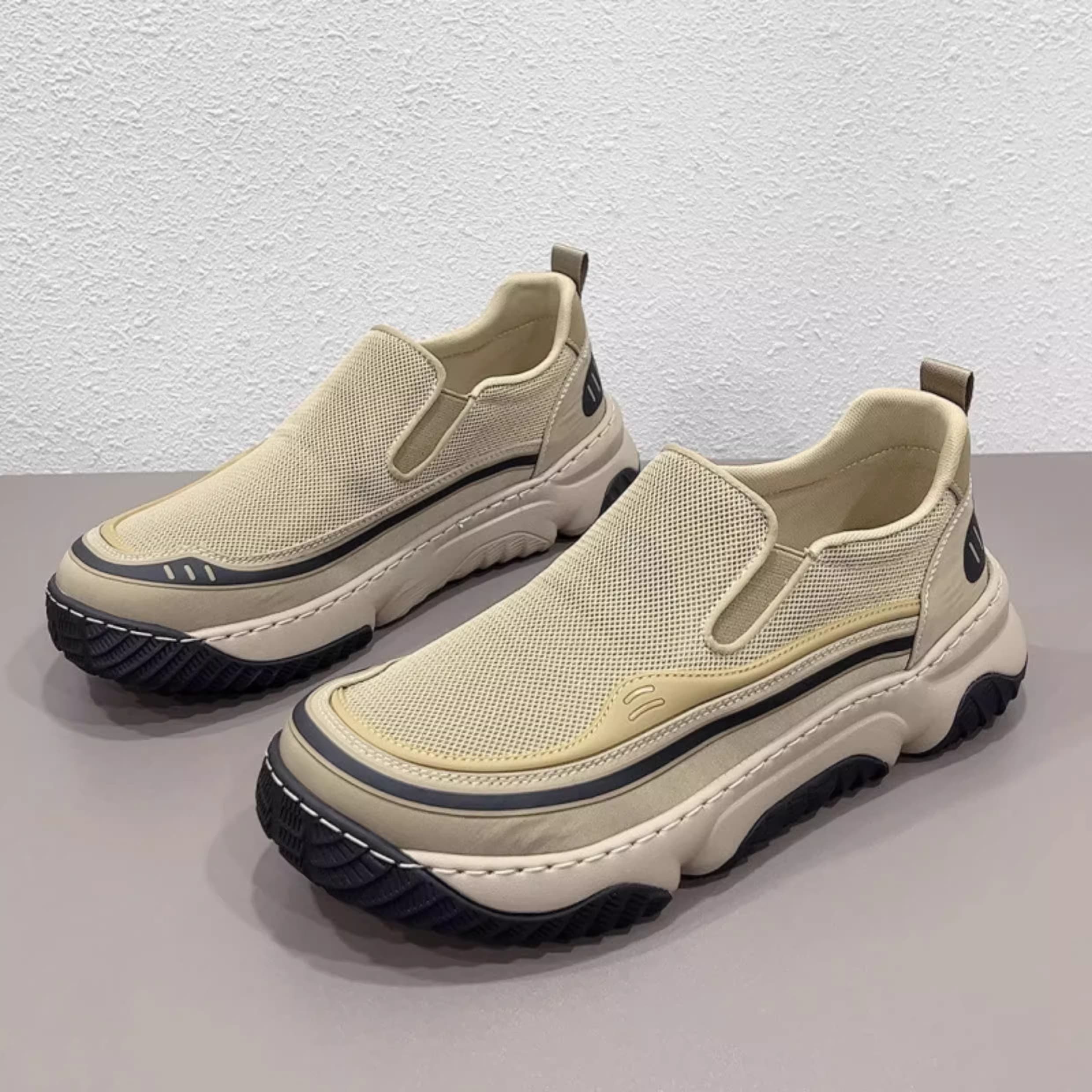 フィットネスシューズ 男性用軽量通気性抜群メッシュスリッポン靴 ジム用